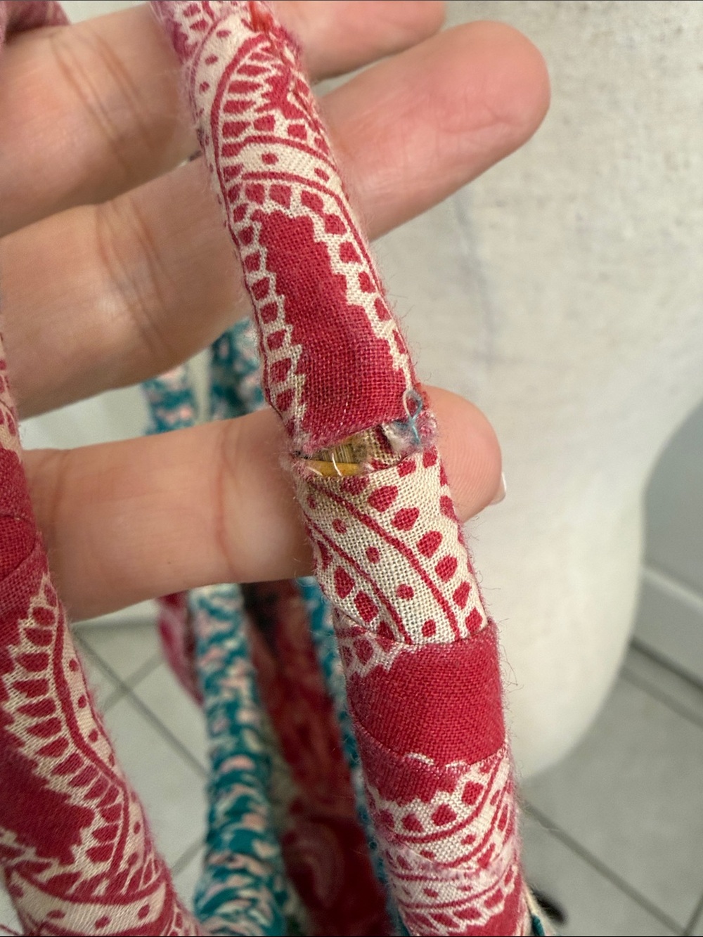 Red Paisley Shoulder Bag with Teal Trim - Picture 4 of 6